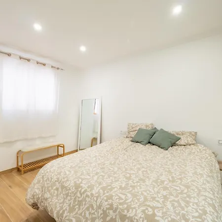 Vivienda Junto Al Mercado Апартаменты *